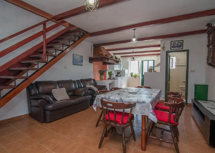 公寓 Franko In By Interhome Veli Lošinj